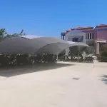 Saronic Topview