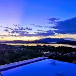Saronic Topview Villa Galatás