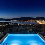 Saronic Topview *