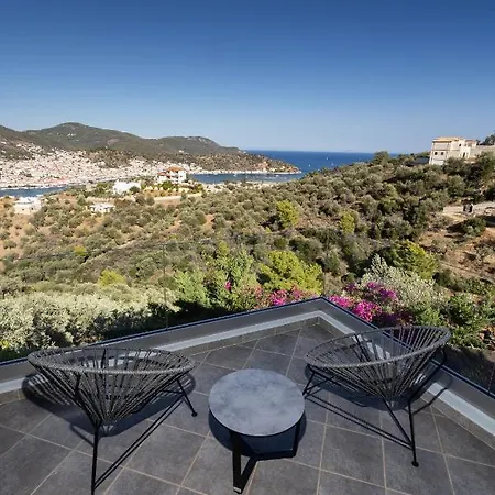Saronic Topview Villa Galatás