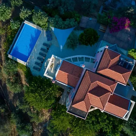 Saronic Topview Villa Galatás